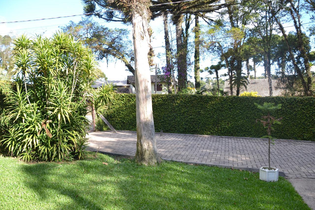 Hotel Pousada Dos Pinheiros カネラ エクステリア 写真