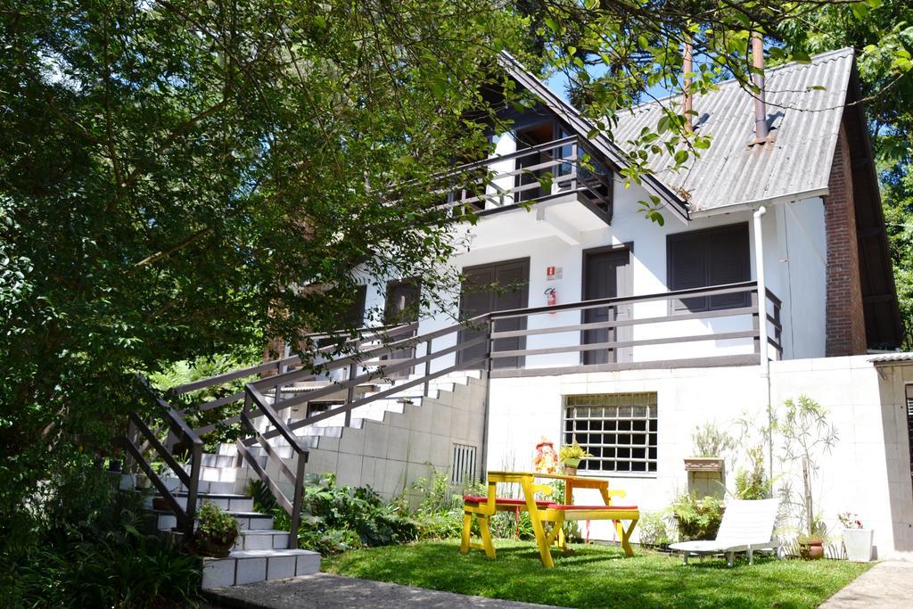 Hotel Pousada Dos Pinheiros カネラ エクステリア 写真
